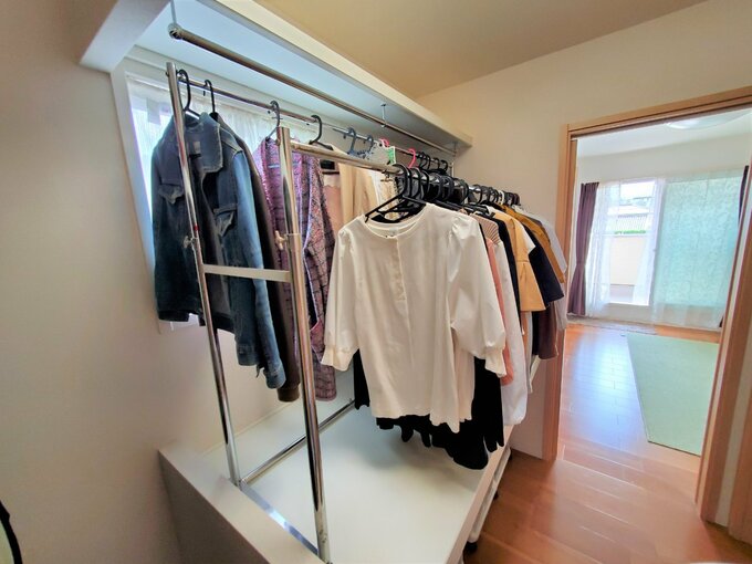 クローゼットのハンガーパイプ