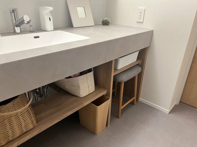 洗面所に設置されたゴミ箱