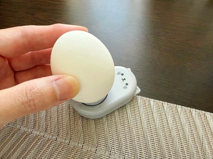 穴あけ機