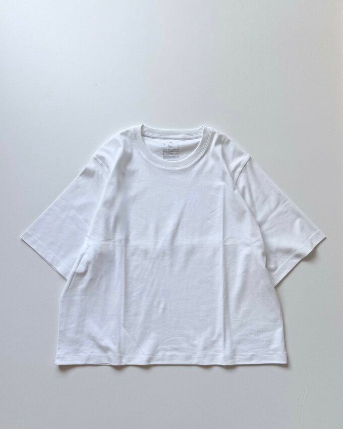 無印良品の白T