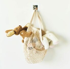 セリアやダイソーで買える「最高のフック」6選。透明できれいにはがせる！