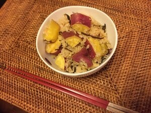 ダイエットにも使えるサツマイモご飯