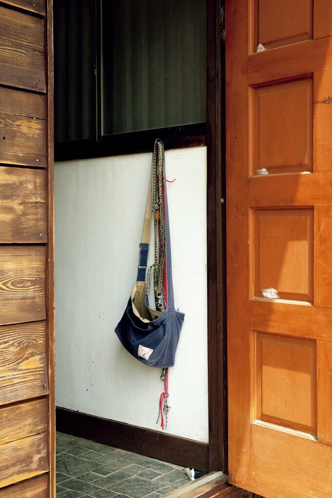 玄関に専用の収納スペースを設置