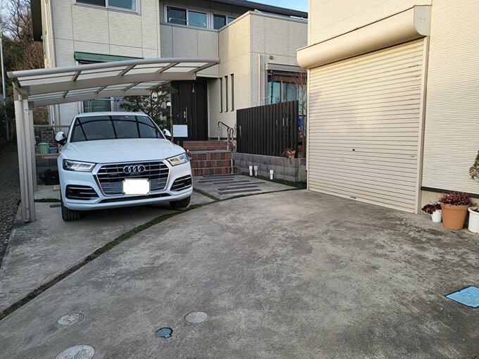 筆者の家の玄関アプローチ