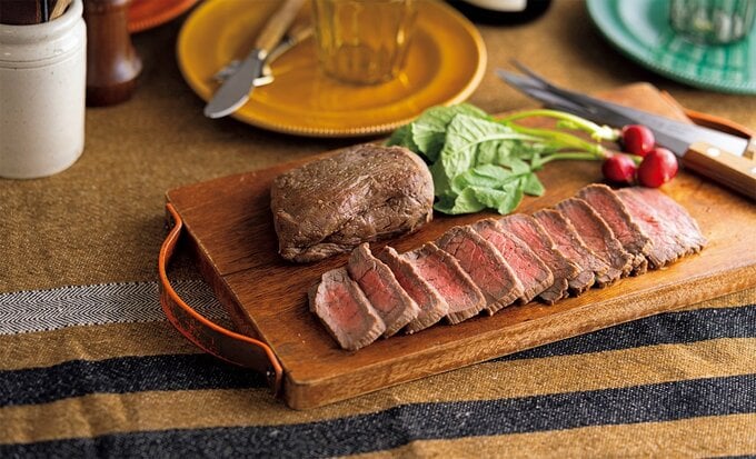 まるみキッチンさんの「レンチンローストビーフ」