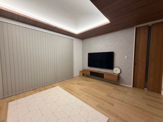 折り上げ天井の夜の様子