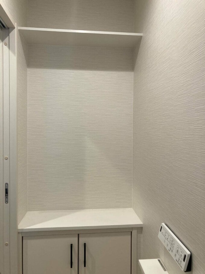 トイレの収納棚