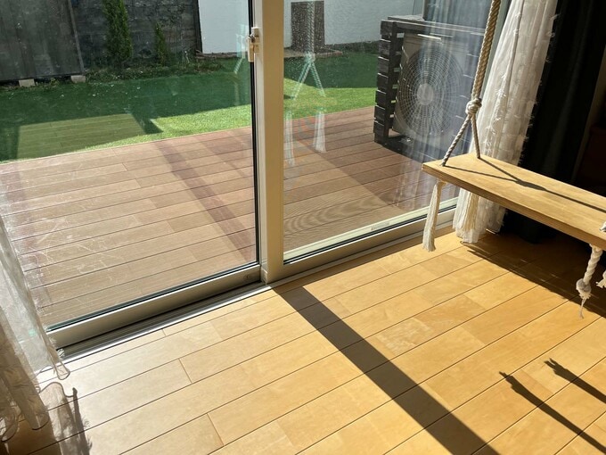 日が差している写真