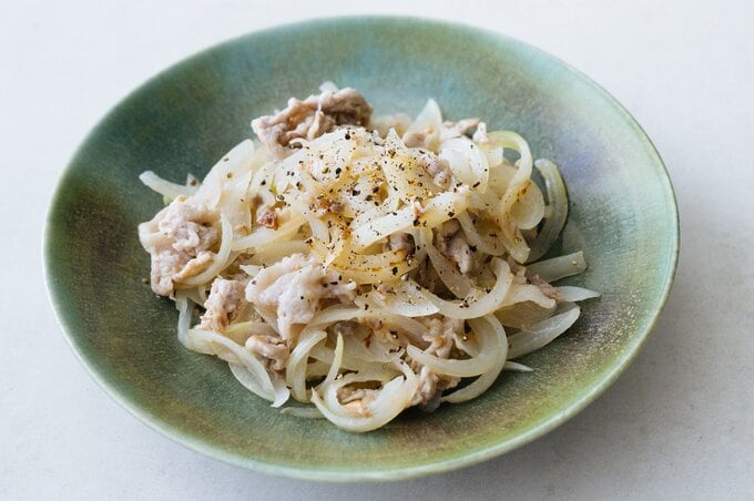 豚肉と梅の炒め物