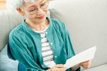 60代から知っておきたい「高齢者施設」のチェックポイント。見学の注意点、必要な手続きは？