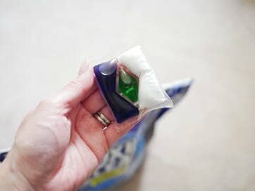 オキシクリーンの新洗剤が登場。手が汚れない！消臭効果も