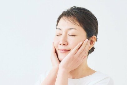 化粧水の適量はどのくらい？肌質に合わせた春の「美肌ケア」／皮膚科医がジャッジ