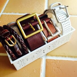 100円グッズですぐできる！ラクチン＆簡単な最新ベルト収納4選