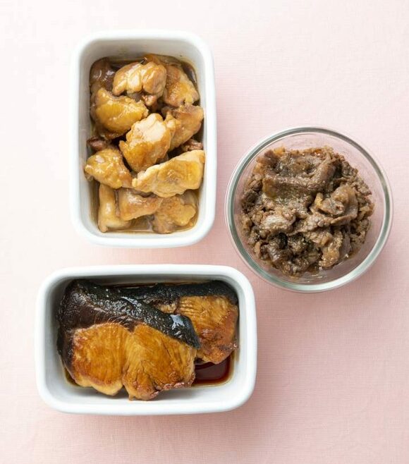 照り焼きチキン、牛肉のこってりゴマ炒め、ブリの照り焼き