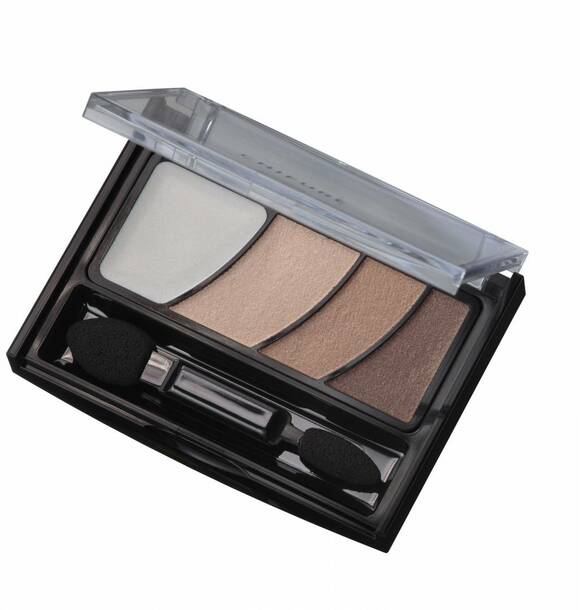 4色組のアイカラー