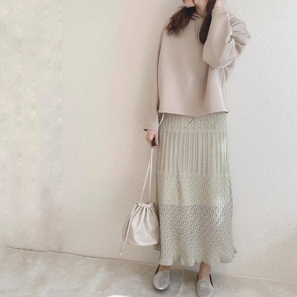 パーカーと合わせたコーデ