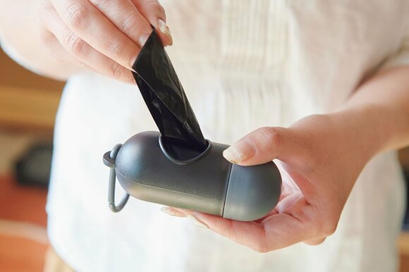 携帯ゴミ袋ケース ダークカラー 12枚（直径4×長さ10cm）