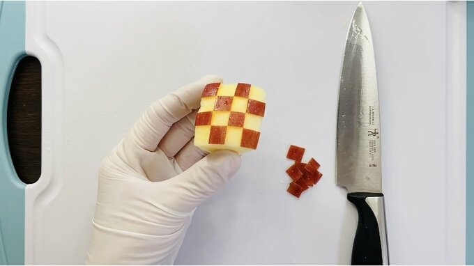 完成した飾り切りリンゴ