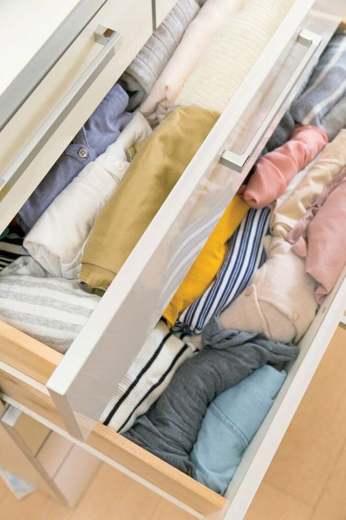 引き出し2段に衣類