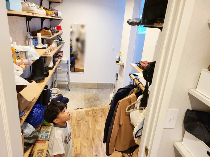 クロークは散らかっても気にならない