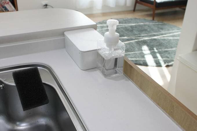シンクにポンプ型のボトル
