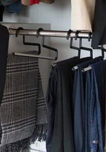 片側あきハンガー