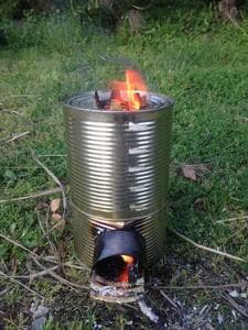 トマト缶で作れるロケットコンロ