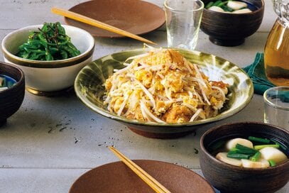 香ばしく焼きつけた厚揚げがウマすぎる「厚揚げとモヤシのチャンプルー」献立