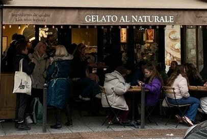 日本とフランスでこんなに違う「話し方」。相談をされても“あえて“忠告”はしない