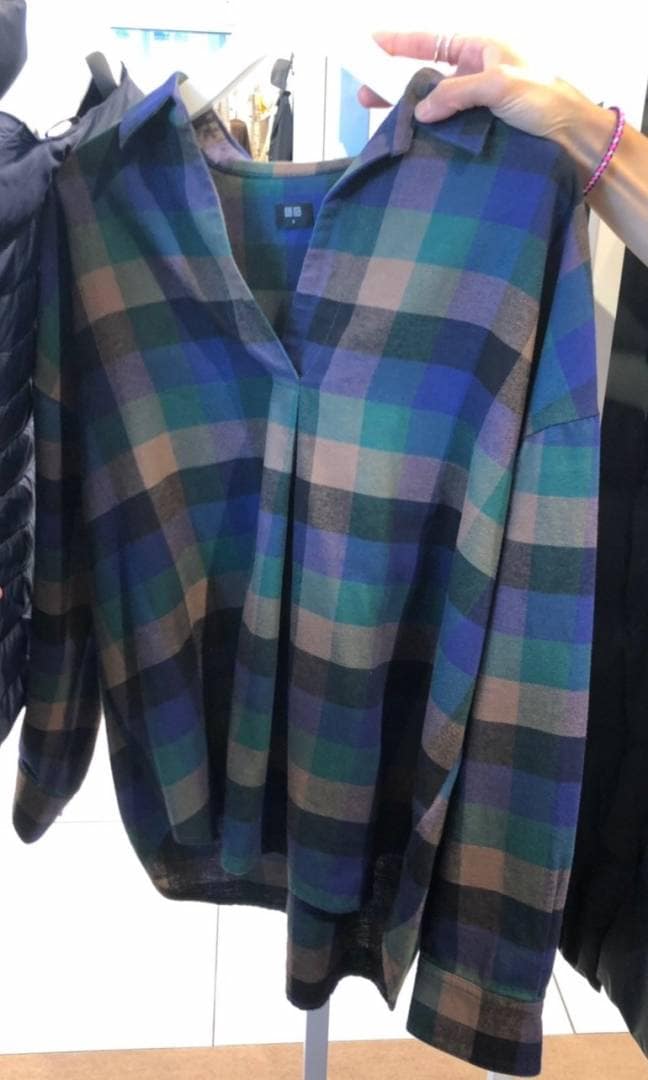 ゆったりとしたシルエットが着やすそう