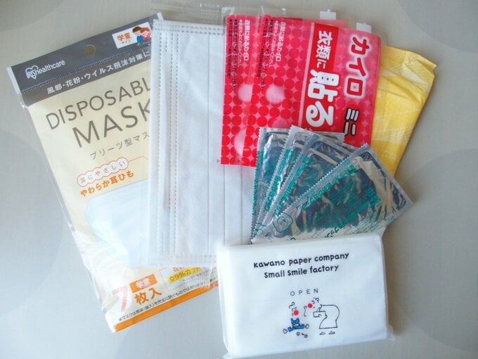 マスクやカイロなど