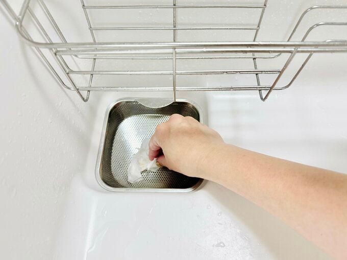 せのおさんキッチン排水口掃除