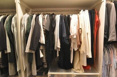 クローゼットの服を1軍だけにする基準は「同じ値段で買い直したいか」