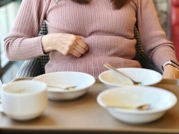 産後太りで6kg増、肌のかゆみが止まらない…「更年期の乗りきり方」を産婦人科医が解説