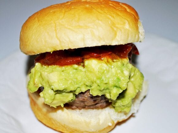 ハンバーガーのトッピングとしても定着