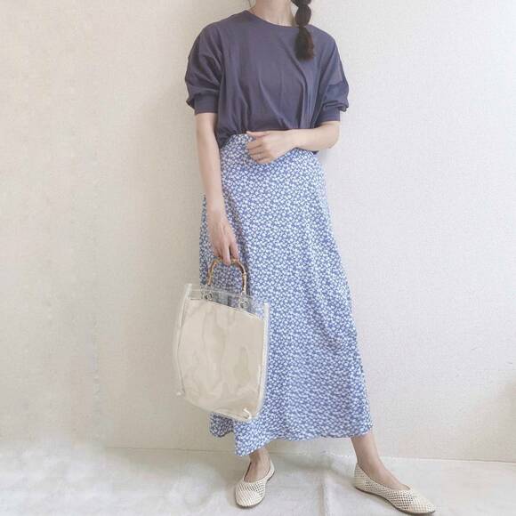 スカートと合わせたコーデ