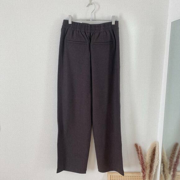 ブラッシュドジャージーストレートパンツ後ろ