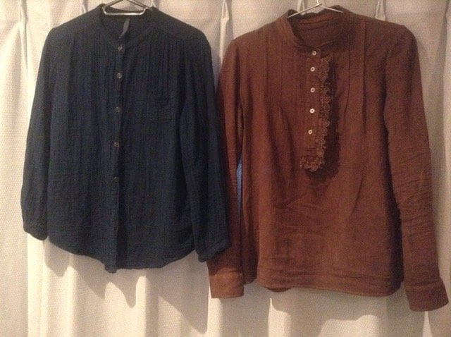 藍染とシャリンバイで染めたシャツ