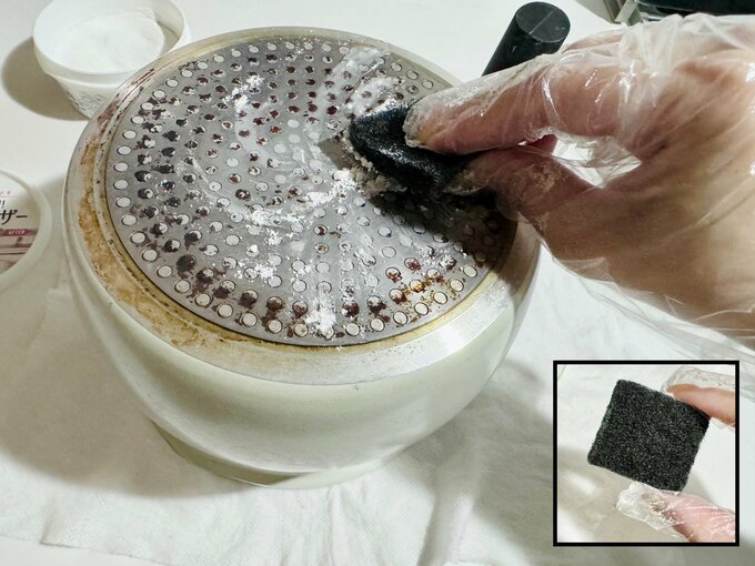 鍋の焦げつきの落とし方