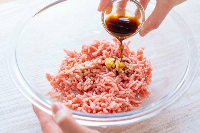 ひき肉に下味