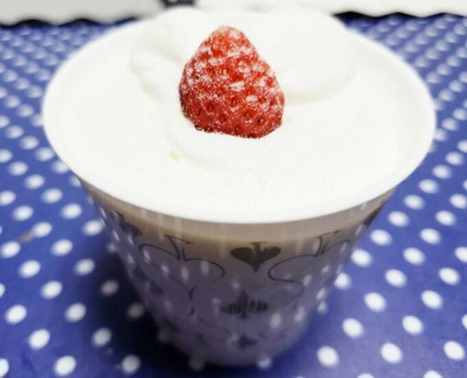 定番のショートケーキもカップに!