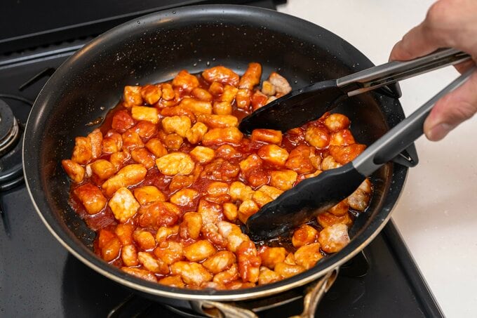 煮つめている様子