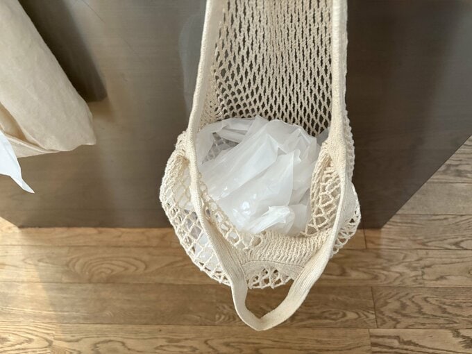 シンクの横にストックしているゴミ袋