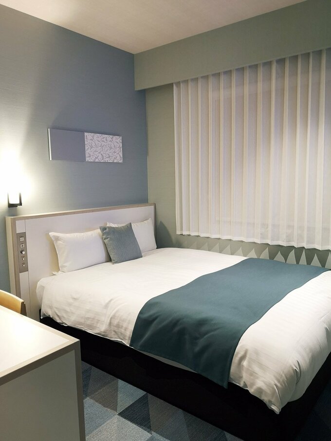 ホテルのベッド