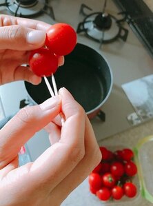 つまようじプチトマト