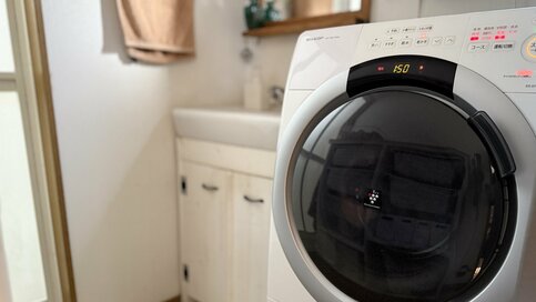 やめてよかった「洗濯物の外干し」。60代、“当たり前”を手放したら心も体もラクに