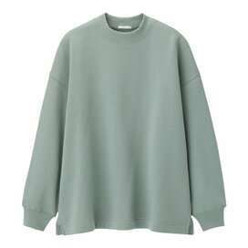 GU新作はくすみグリーンが狙い目！真冬から春まで着られる