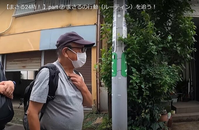 買い出しに行く小林まさるさん