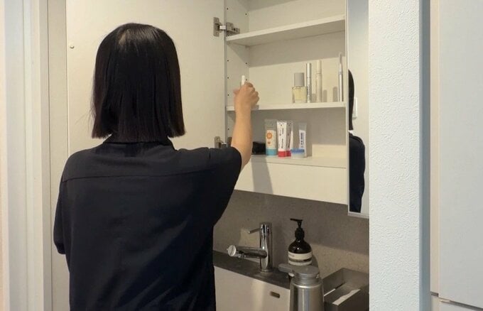 ものをとる様子