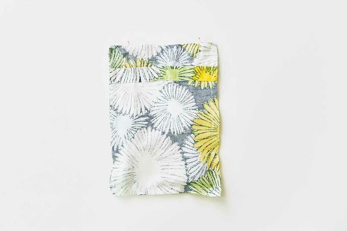 製作途中のサコッシュ